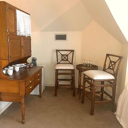 Four Winds Victorian Venue & Suites Bonham Kamer foto