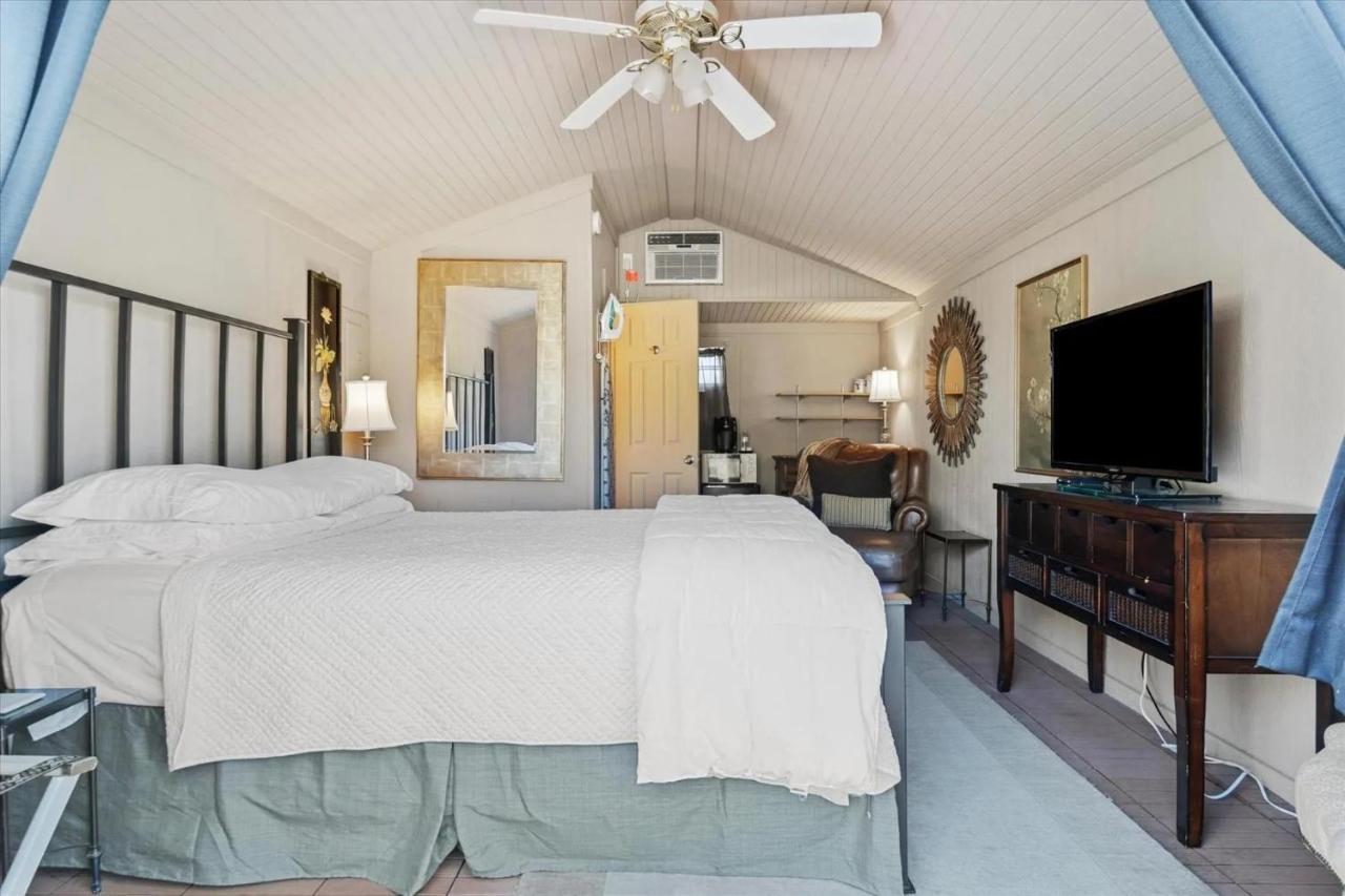Four Winds Victorian Venue & Suites Bonham Buitenkant foto