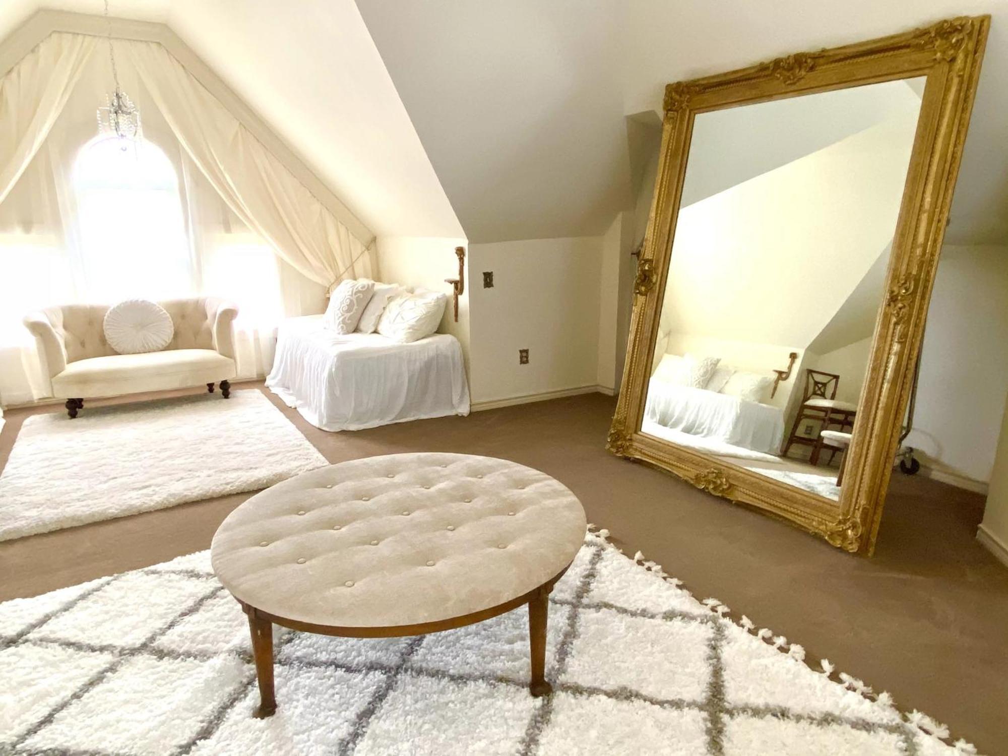 Four Winds Victorian Venue & Suites Bonham Kamer foto