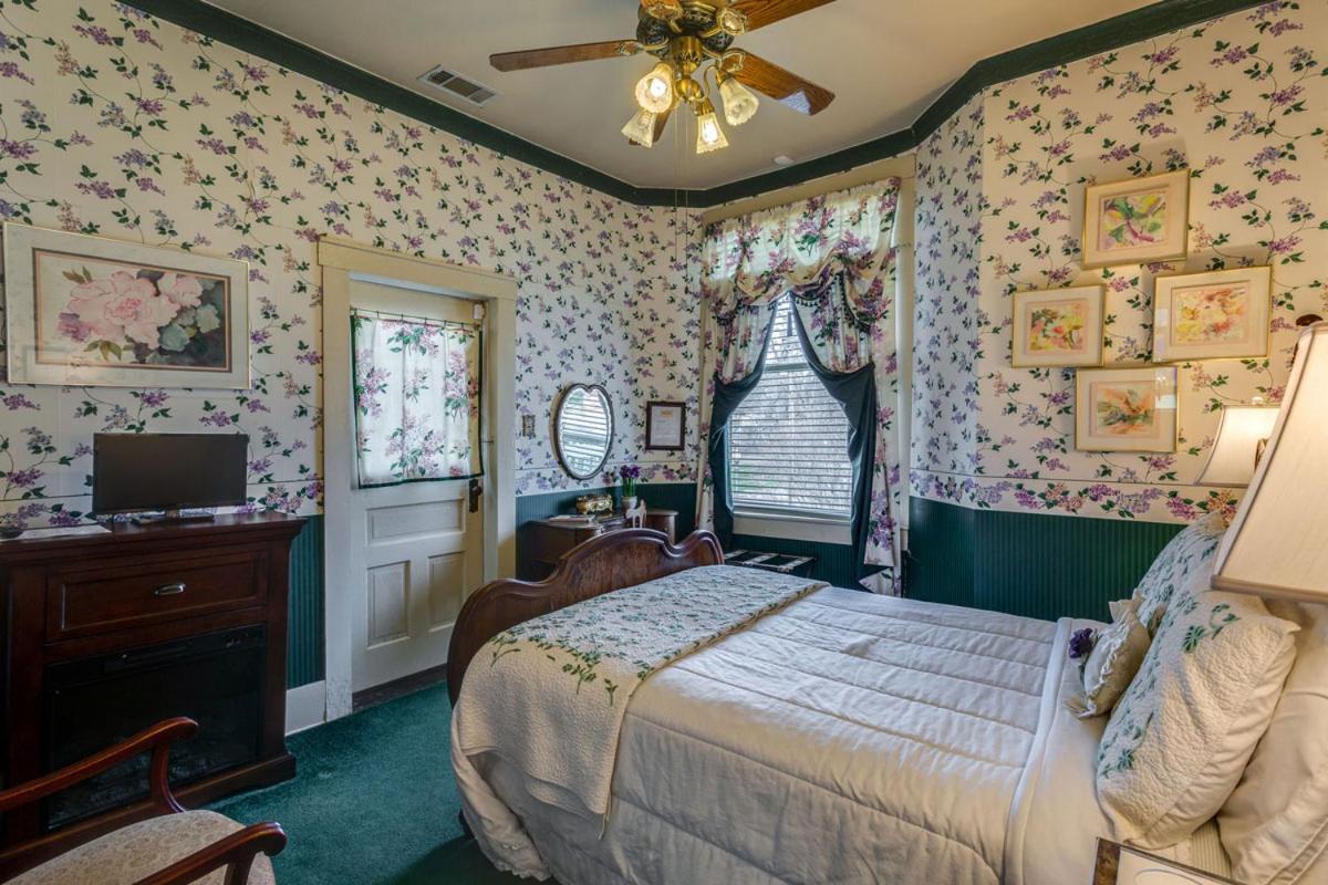 Four Winds Victorian Venue & Suites Bonham Buitenkant foto